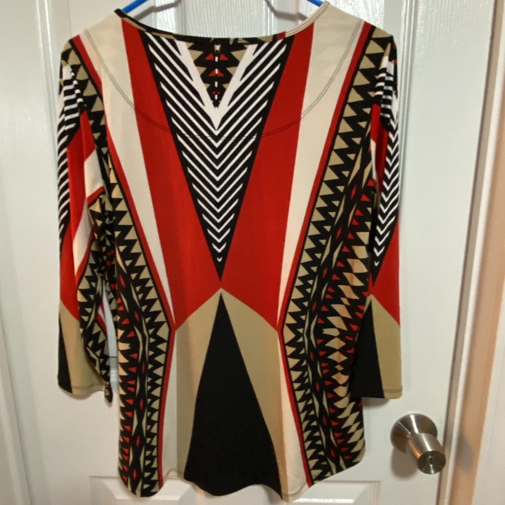 Lk New Multiples Deco Pattern Poly Pull over-Sm - Picture 8 of 12